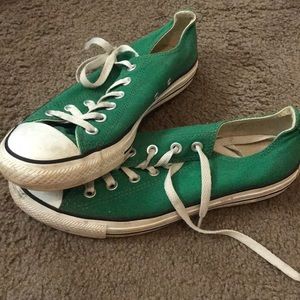Converse Low Tops